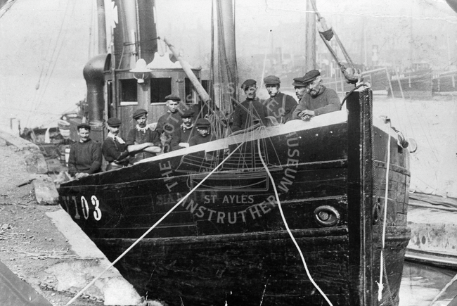 Crew onboard 'St Adrian', KY103, 1911