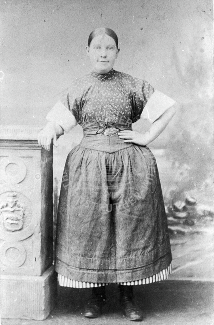 Portrait of fishwife, Marion Miller, c.1900.