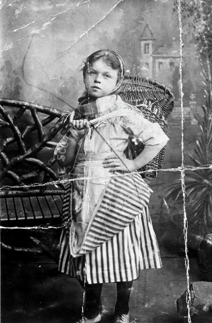Betty Cuthbert, aged 11