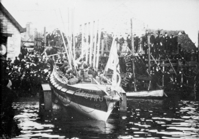 James and Mary Walker lifeboat launch