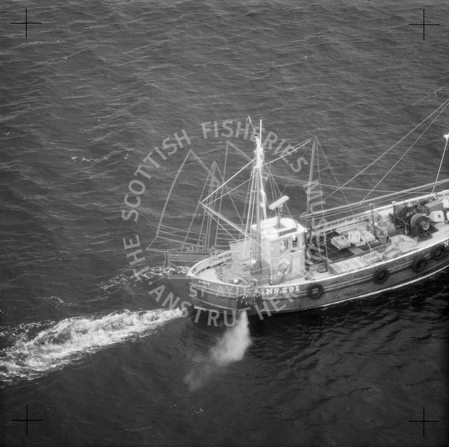 'Avoch', INS219, at sea, March 1983.