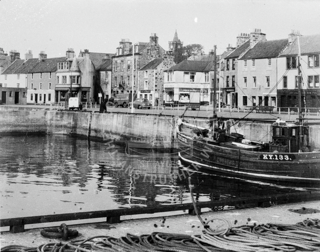 'Acorn', KY133, in Anstruther harbour, c.1950s
