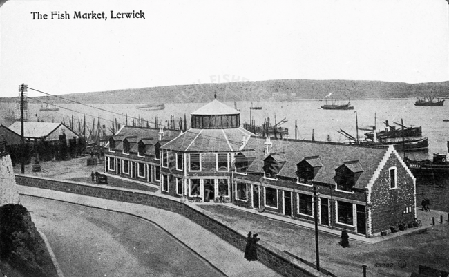 Postcard entitled 'The Fish Market, Lerwick'.