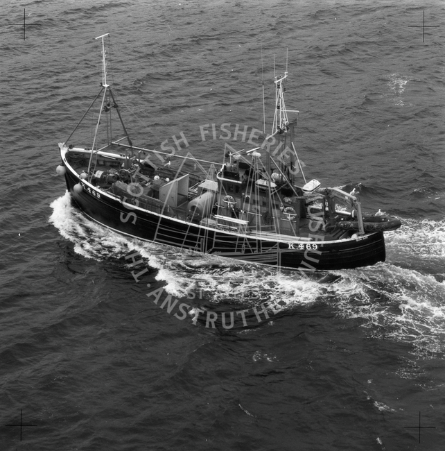 'Bon Ami', K469, at sea, May 1983.