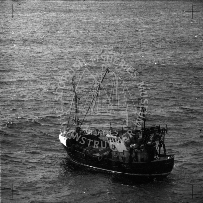 'Amethyst, PD74, at sea 1982.