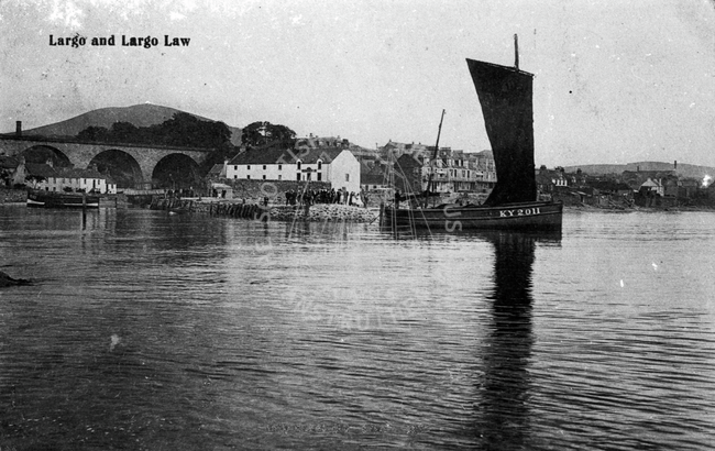 Postcard entitled 'Largo and Largo Law'.