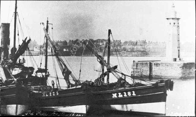 Boats in Anstruther about 1920/21