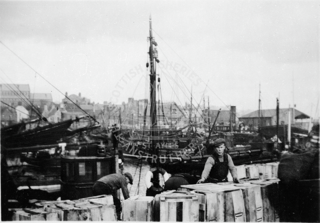 Anstruther harbour, 06 March 1936.