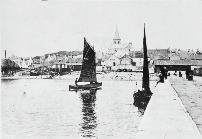 Anstruther Easter Harbour, c.1900.