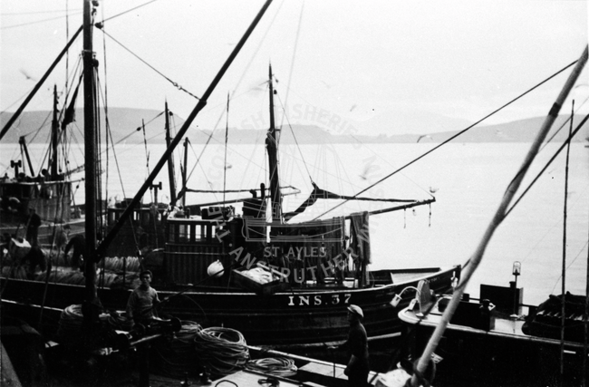 East coast seiners at Oban, 1948.