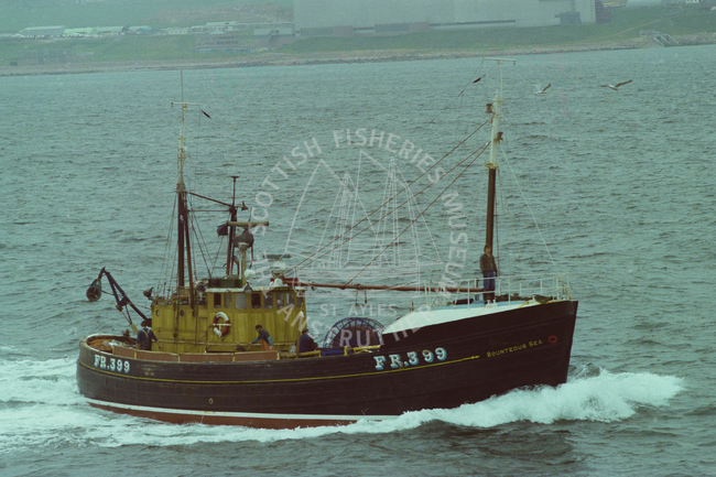 Bounteous Sea FR399, off Peterhead, early 1980s