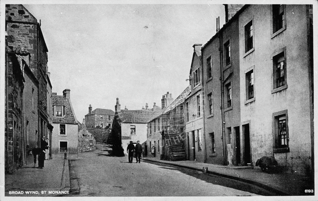 Postcard entitled 'Broad Wynd, St Monance'.
