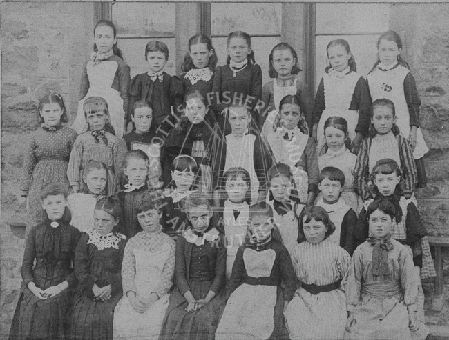 Class photograph at Cellardyke School