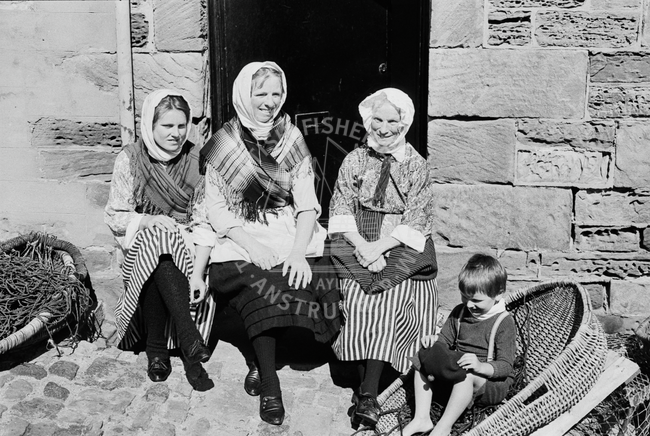Actors dressed as fishwives for film, Crail