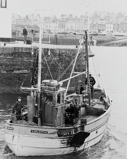 'Cairnsmore', BA74, in the harbour, Anstruther.