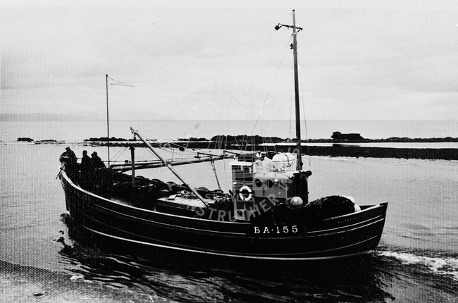 'Aliped VIII', BA155, leaving harbour, Girvan.
