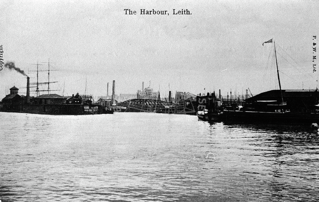 Postcard entitled 'The Harbour, Leith'.