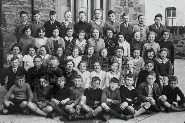 Cellardyke school group, c.1933.